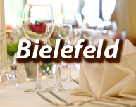 Der Beitrag infomiert über das Dinner in the Dark in Bielefeld und gibt Tipps, wo man entsprechende Angebote im Internet findet.